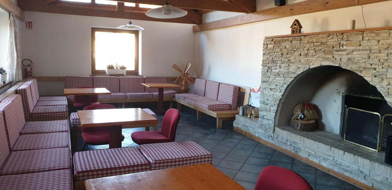 Hotel Martinella Folgaria Buitenkant foto