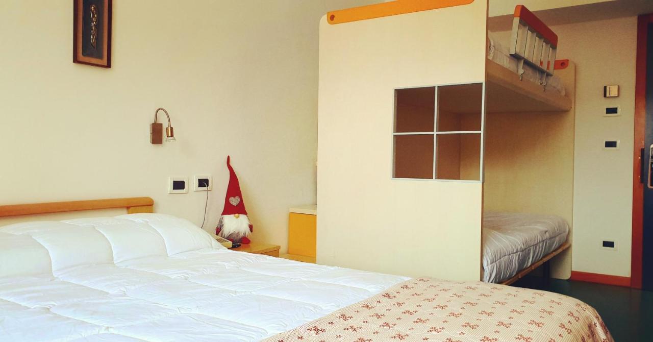 Hotel Martinella Folgaria Buitenkant foto