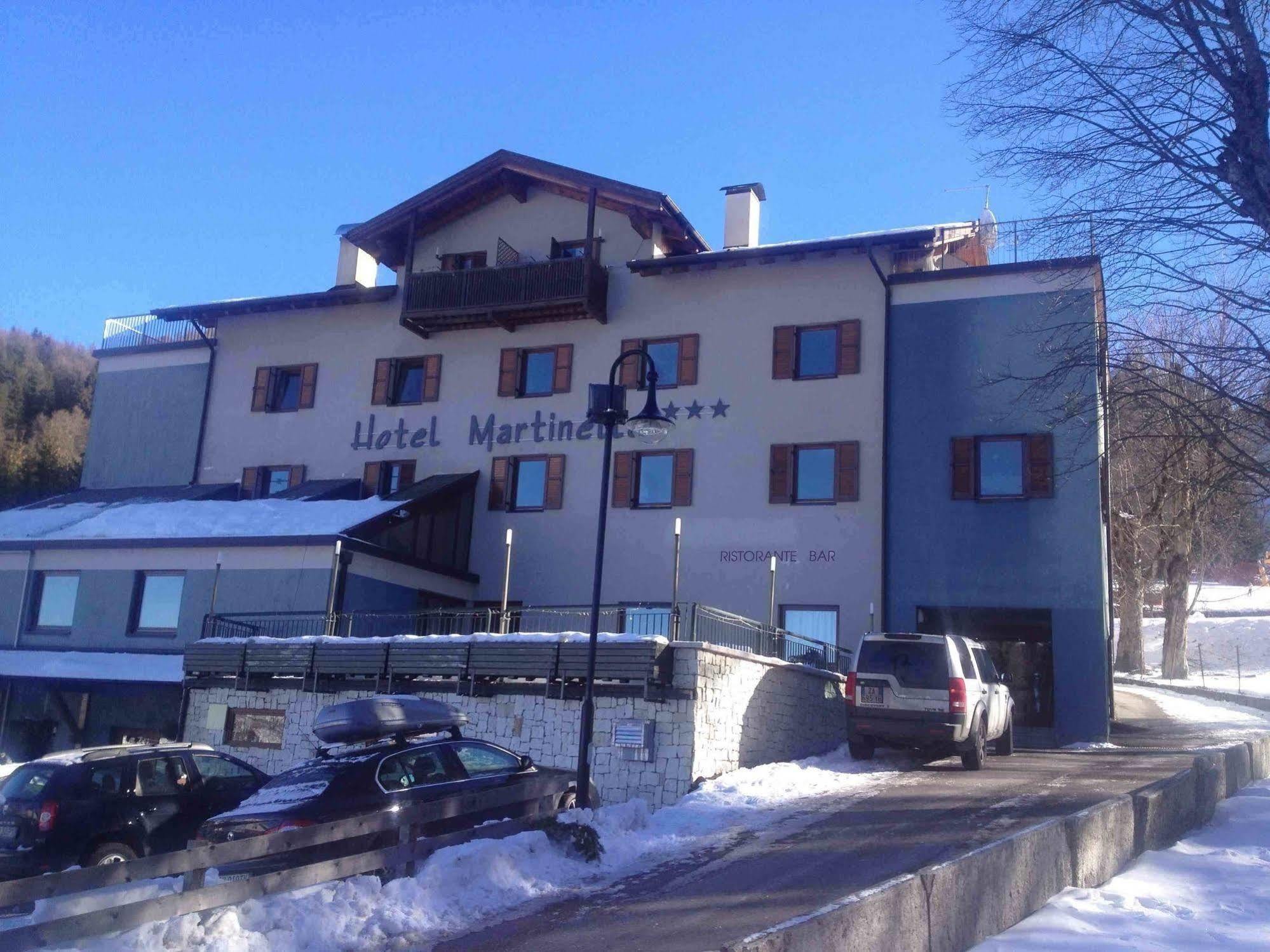 Hotel Martinella Folgaria Buitenkant foto